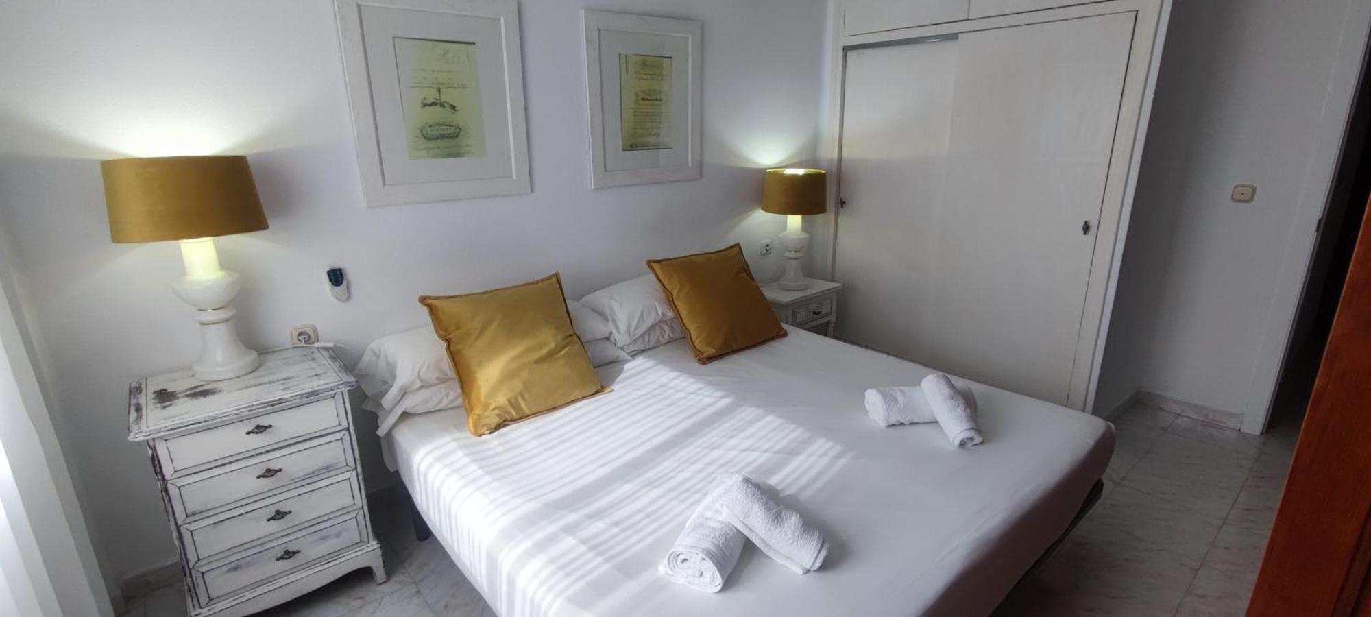 Nerja Gaviota Holidays Piscina Y Playa Exterior photo