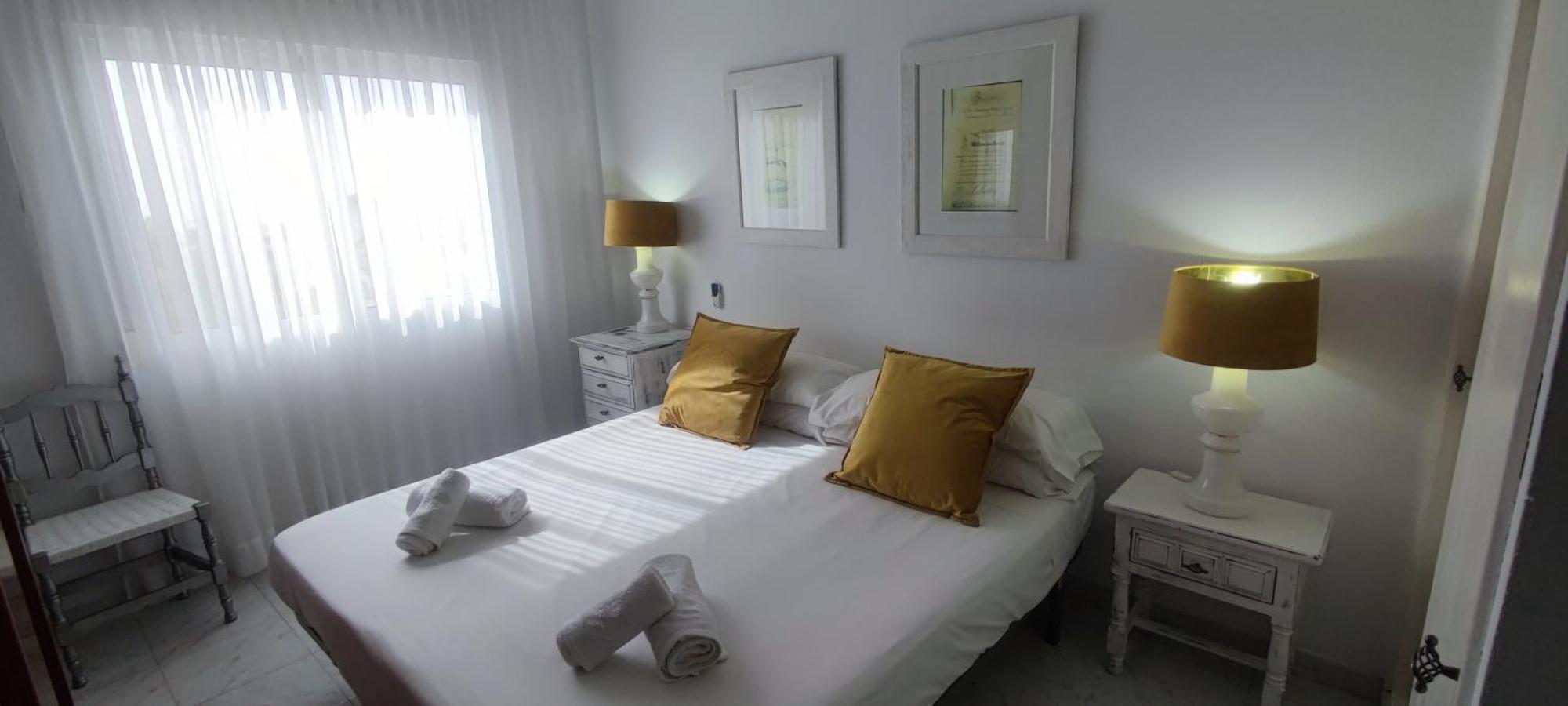 Nerja Gaviota Holidays Piscina Y Playa Exterior photo